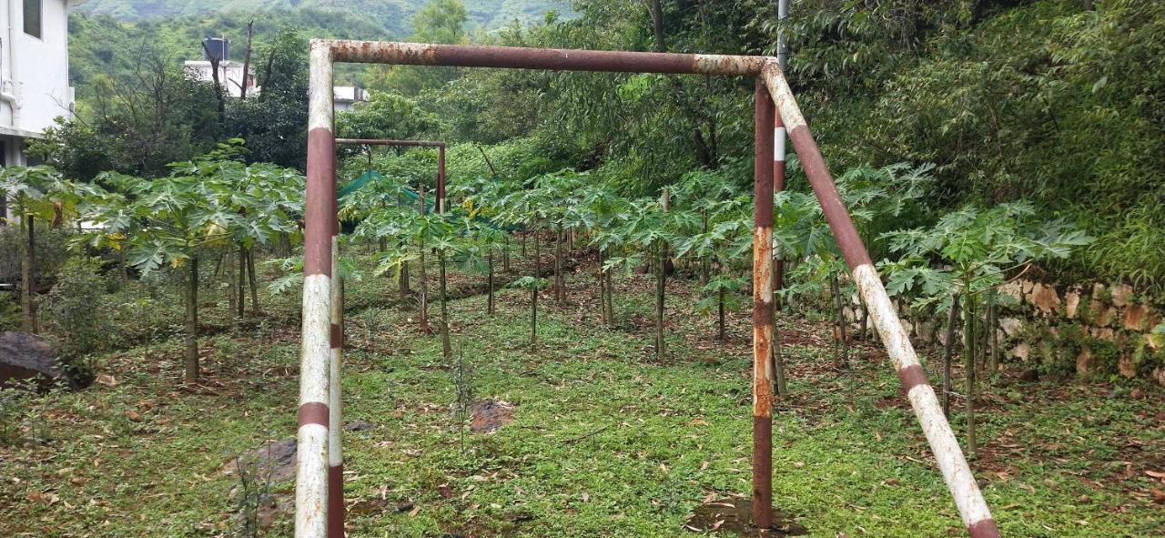 黄金度假村和农场 纳西克 外观 照片